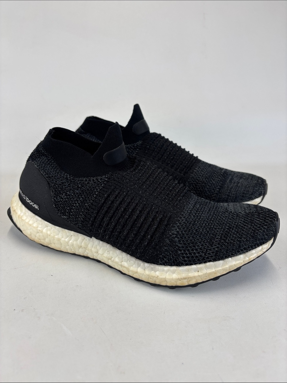 ADIDAS Ultraboost Laceless Sneaker Size 6.5